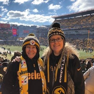 Meet your Posher, Sharon